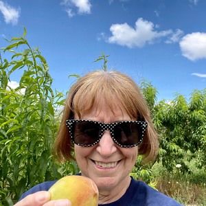 Meet your Posher, Laurel